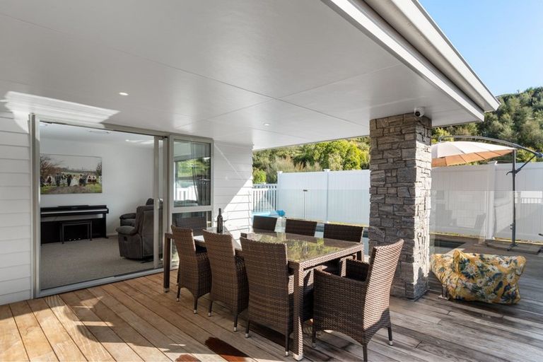 Photo of property in 86 Pakanga Grove, Pyes Pa, Tauranga, 3112