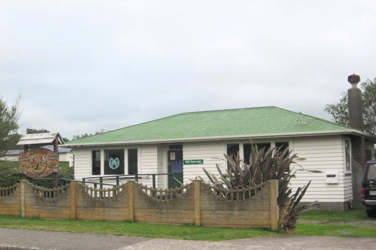 Photo of property in 137 Tilley Road, Paekakariki, 5034