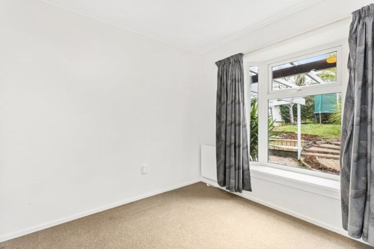 Photo of property in 2/710 Beach Road, Browns Bay, Auckland, 0630