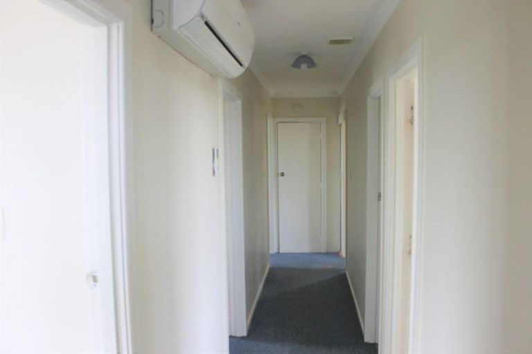 Photo of property in 74 Forfar Crescent, Rockdale, Invercargill, 9812