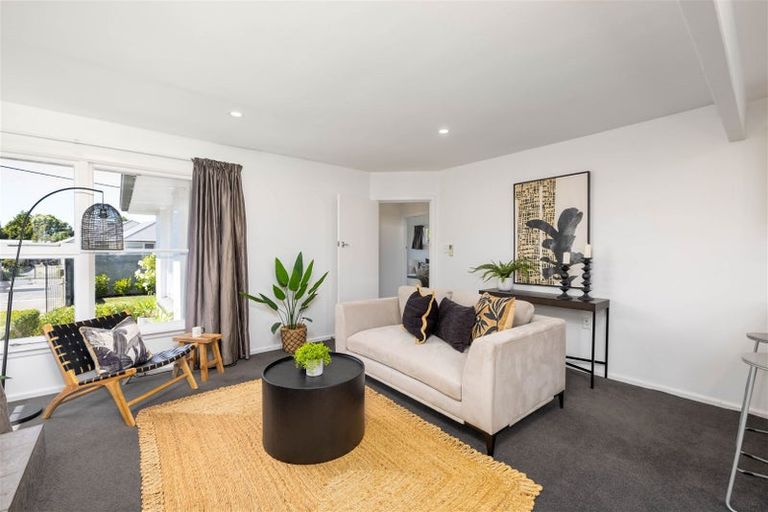 Photo of property in 17 Palmside Street, Somerfield, Christchurch, 8024