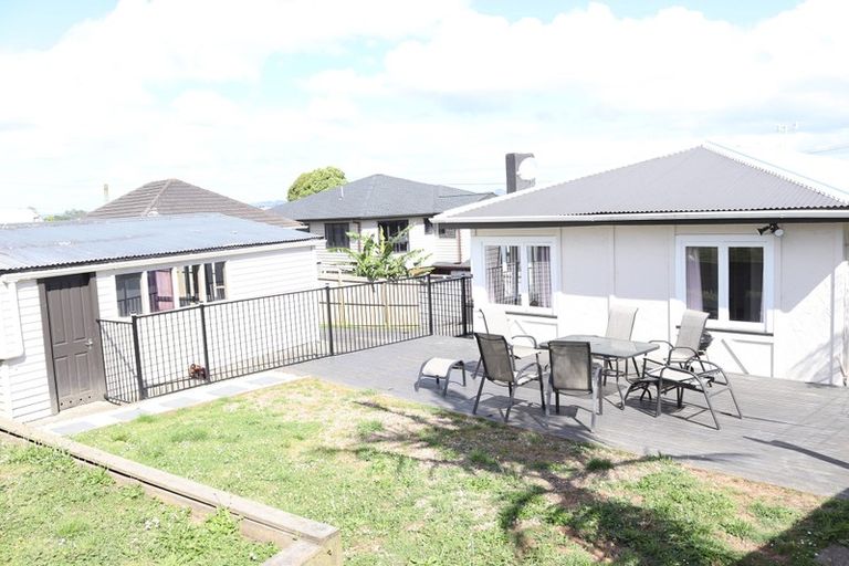 Photo of property in 2/57 Mahia Road, Manurewa, Auckland, 2102