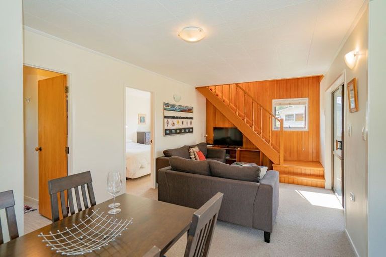 Photo of property in 16 Rabbit Way, Whitianga, 3510