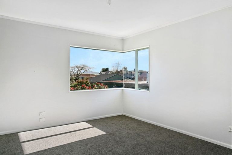 Photo of property in 2/38 Kurupae Road, Hilltop, Taupo, 3330