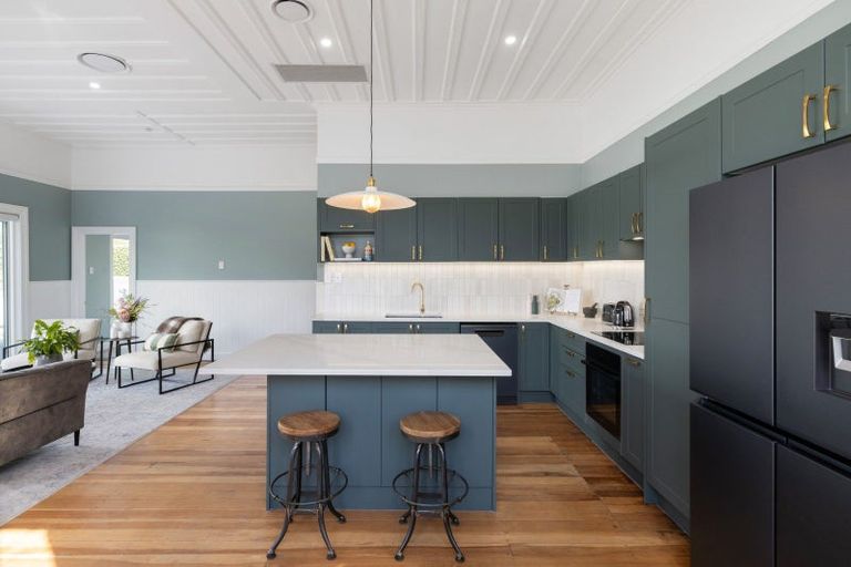 Photo of property in 114 Victoria Street, Cambridge, 3434