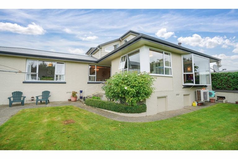 Photo of property in 66 Prospect Terrace, Newfield, Invercargill, 9812
