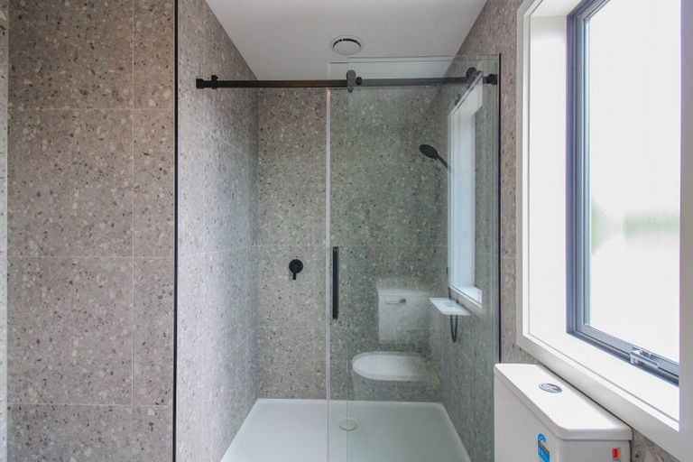 Photo of property in 72 Tiketike Way, Brooklyn, Wellington, 6021