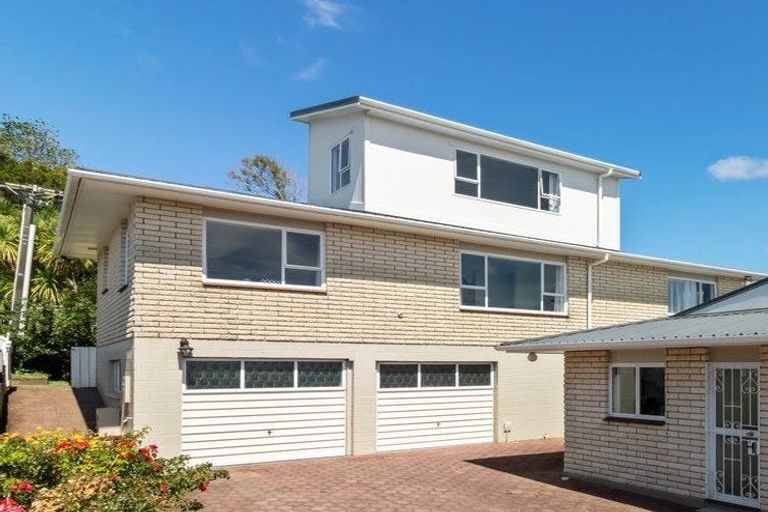 Photo of property in 21 Bulteel Street, New Plymouth, 4310