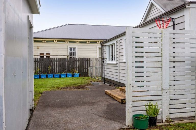 Photo of property in 20 Bath Street, Eltham, 4322