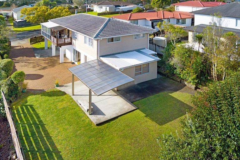 Photo of property in 4 Seakens Way, Glen Eden, Auckland, 0602