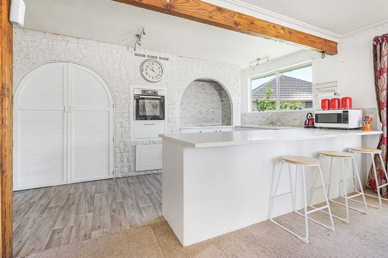 Photo of property in 10 Perry Place, Bader, Hamilton, 3206