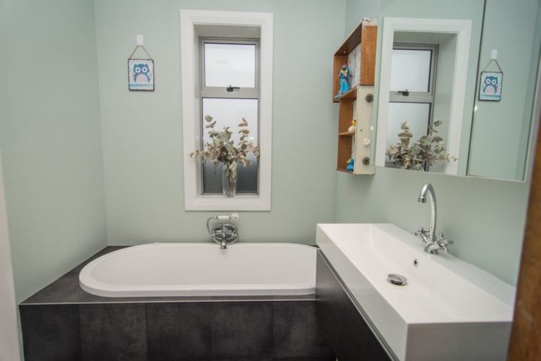 Photo of property in 57 Otipua Road, Kensington, Timaru, 7910