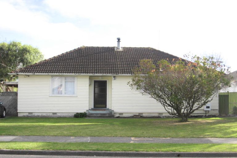 Photo of property in 2 Gilray Avenue, Maraenui, Napier, 4110