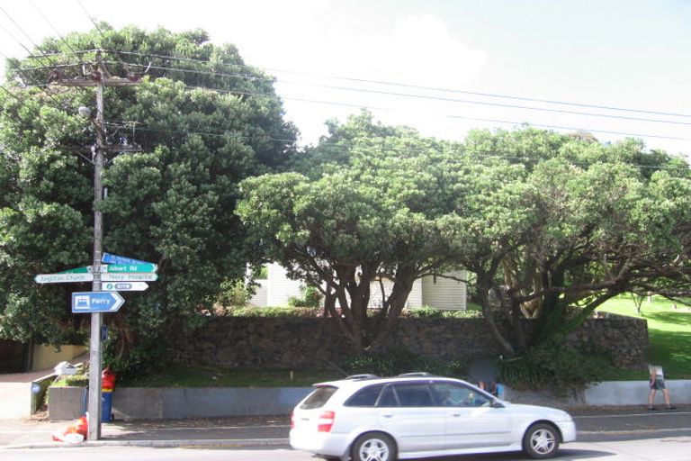 Photo of property in 2 Albert Road, Devonport, Auckland, 0624