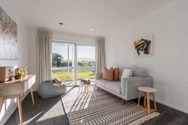 Photo of property in 7 Manly Street, Paraparaumu Beach, Paraparaumu, 5032