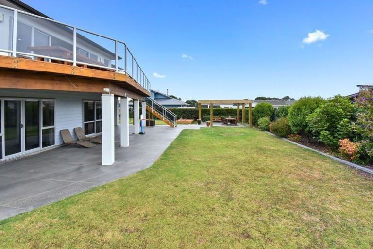Photo of property in 7 Goble Road, Clarks Beach, Pukekohe, 2679