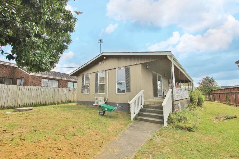 Photo of property in 366 Main Road, Huapai, Kumeu, 0810