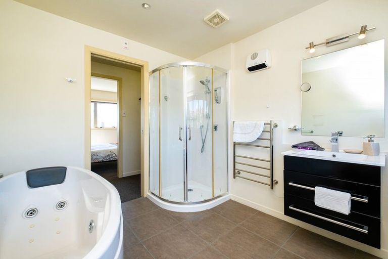 Photo of property in 61/3 Shakespeare Road, Napier South, Napier, 4110