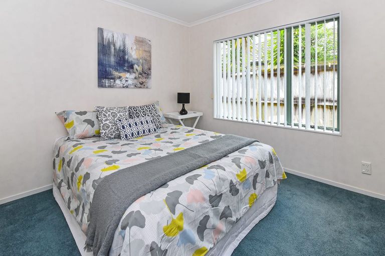 Photo of property in 58 Stellata Court, Randwick Park, Auckland, 2105