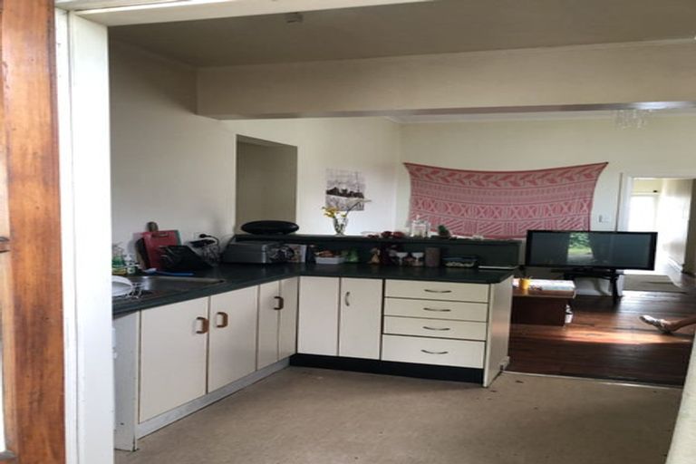 Photo of property in 12 Wilson Street, Newtown, Wellington, 6021