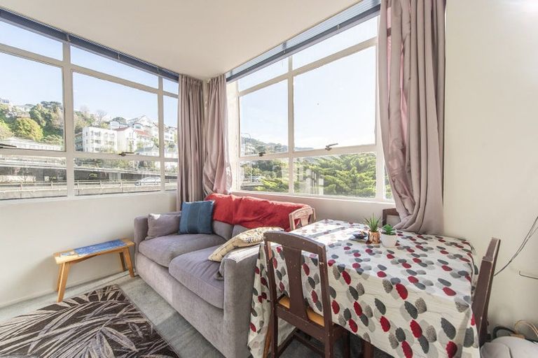Photo of property in Hume House, 5/152 The Terrace, Wellington Central, Wellington, 6011