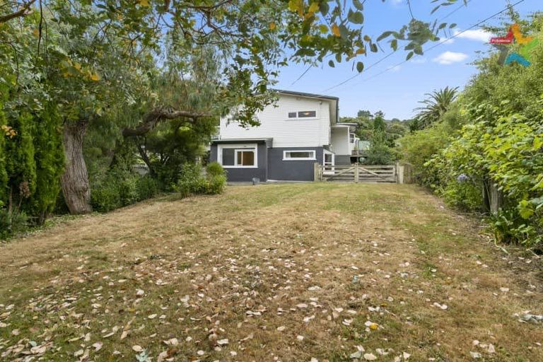 Photo of property in 83 Bird Grove, Stokes Valley, Lower Hutt, 5019