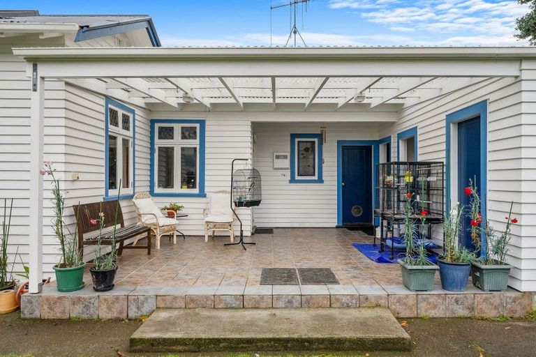 Photo of property in 5 Knights Grove, Otaki, 5512