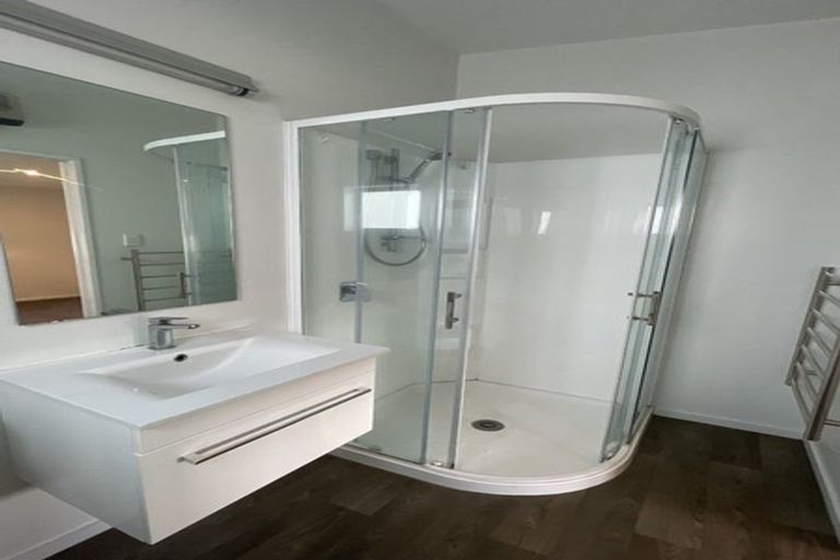 Photo of property in 200 Lincoln Road, Addington, Christchurch, 8024