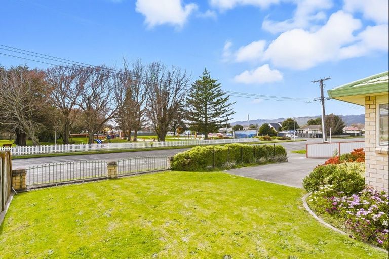 Photo of property in 174 Bath Street, Levin, 5510