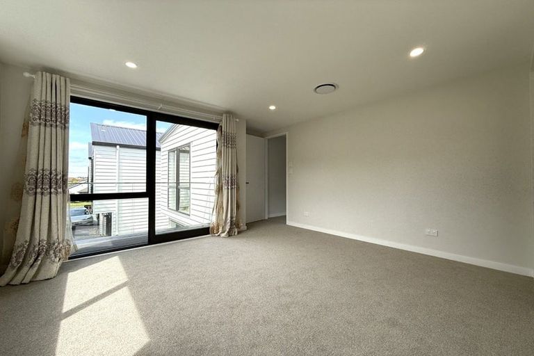 Photo of property in 13d Williams Road, Hobsonville, Auckland, 0618