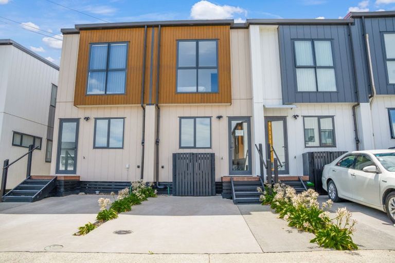 Photo of property in 24 Bugle Road, Totara Park, Auckland, 2019