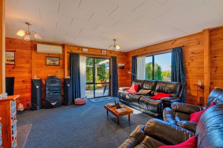 Photo of property in 291 Koputaroa Road, Koputaroa, Levin, 5575