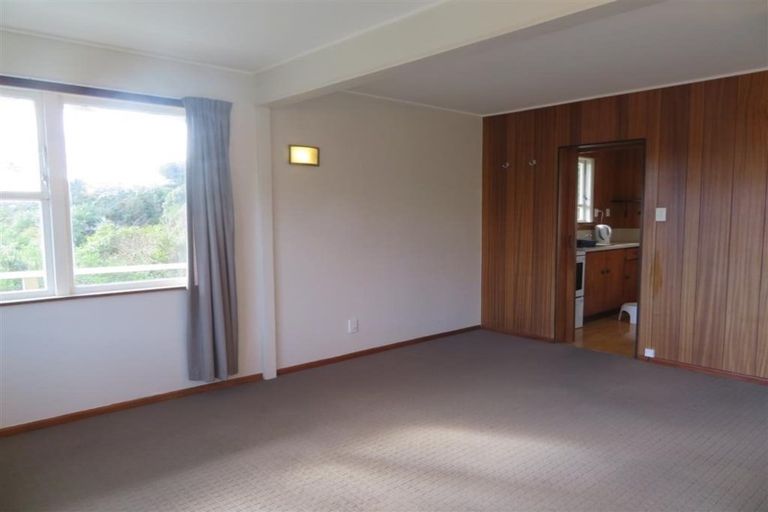 Photo of property in 84 Tarawera Road, Johnsonville, Wellington, 6037