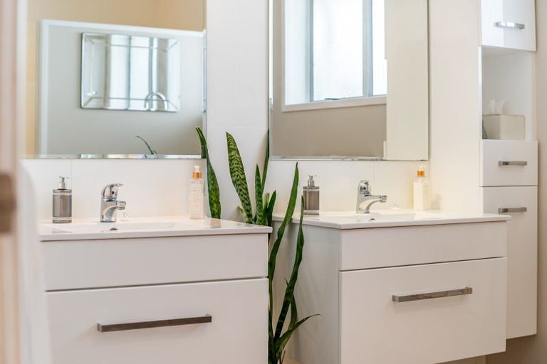 Photo of property in 16a Stephen Street, Trentham, Upper Hutt, 5018