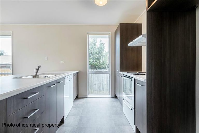 Photo of property in 13 Springs Road, Parakai, 0830