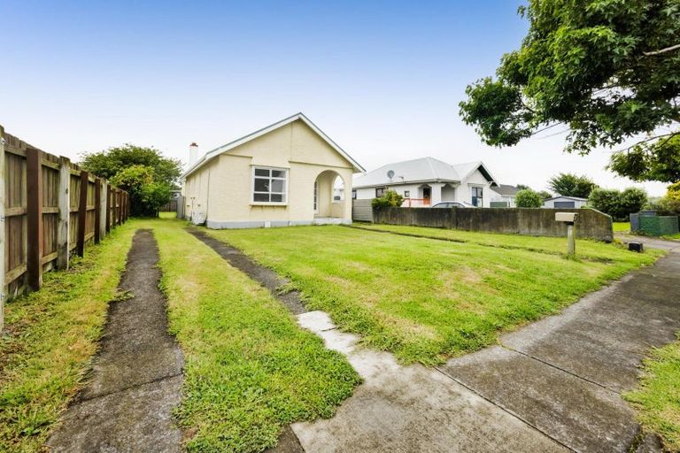 Photo of property in 40 Waihi Road, Hawera, 4610