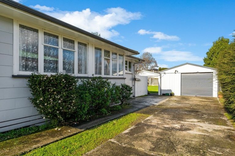 Photo of property in 12 Hector Grove, Trentham, Upper Hutt, 5018