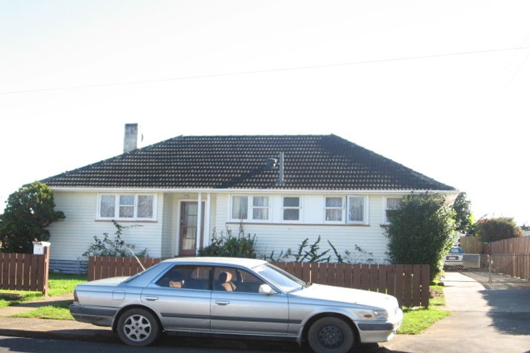 Photo of property in 13 Healy Road, Manurewa, Auckland, 2102