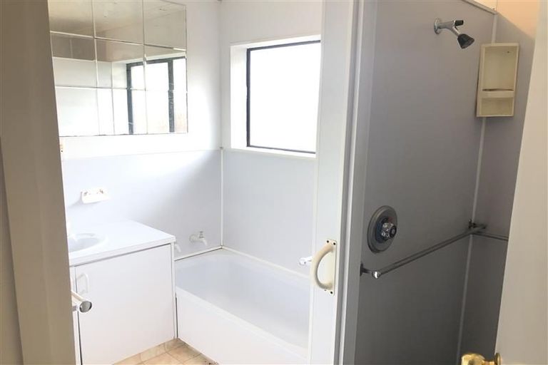 Photo of property in 1 Plympton Street, Brooklands, New Plymouth, 4310