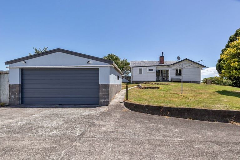 Photo of property in 1397 Egmont Road, Egmont Village, Inglewood, 4386