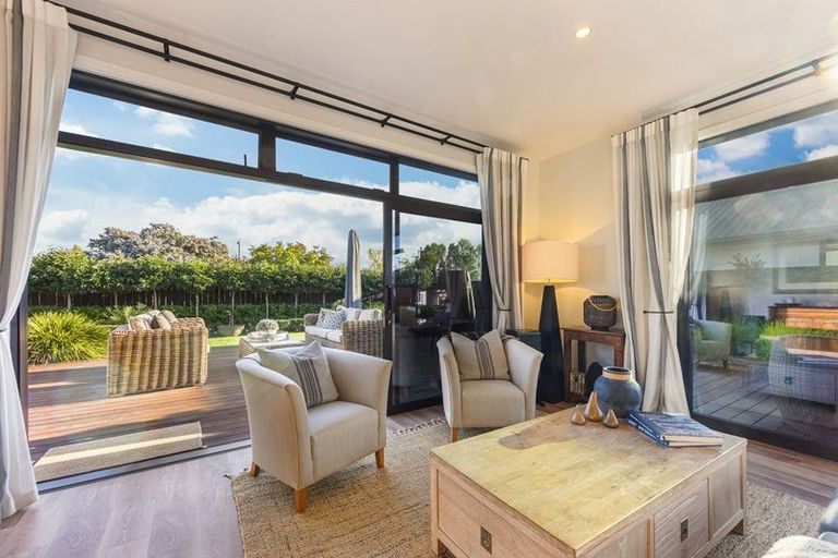 Photo of property in 17 Wakanini Place, Mapua, 7005