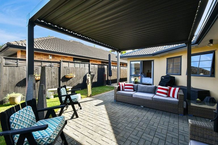 Photo of property in 51 Rathmar Drive, Manurewa, Auckland, 2105