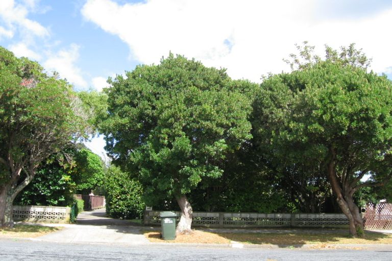 Photo of property in 13 Tararua Street, Trentham, Upper Hutt, 5018