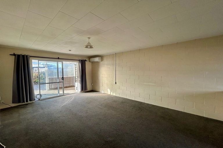 Photo of property in 223-225 Palmerston Street, Westport, 7825