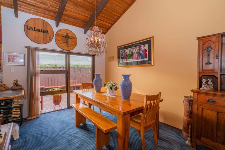 Photo of property in 24 Nicholas Avenue, Whitianga, 3510