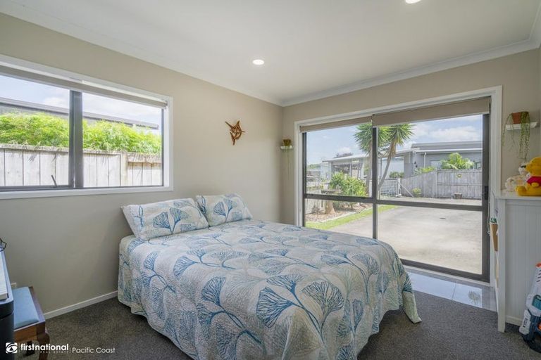 Photo of property in 22 Captain Wood Avenue, Whitianga, 3510