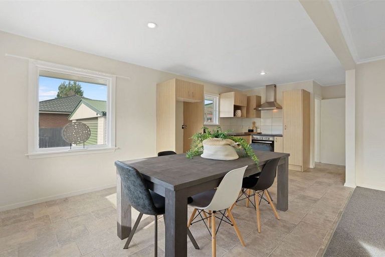 Photo of property in 36 Bevington Street, Avonhead, Christchurch, 8042