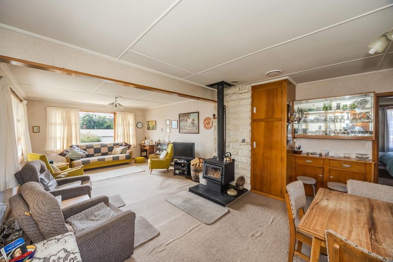 Photo of property in 6 Cambridge Place, Holmes Hill, Oamaru, 9401