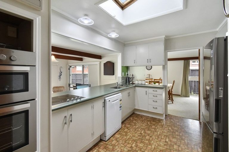 Photo of property in 18 Freshney Place, Hillpark, Auckland, 2102