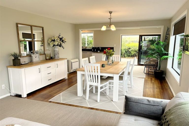 Photo of property in 76 Mount Pleasant Road, Mount Pleasant, Christchurch, 8081